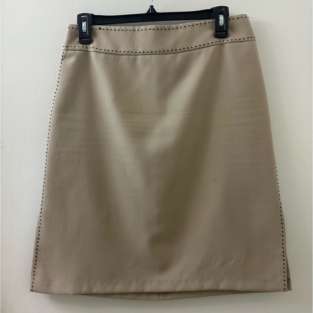 Necessary Objects Tan Knee-Length A-Line Skirt Size Medium